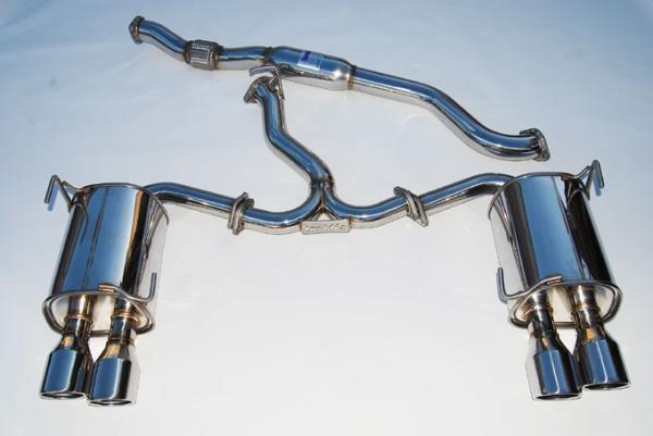 Invidia 11+ Sedan Only 76mm Q300 Stainless Steel Tip Cat-back Exhaust for Subaru WRX/STI
