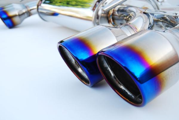 Invidia 11 Dual Q300 Titanium Tip Cat-back Exhaust for 08-11 Subaru WRX/STI - view 2