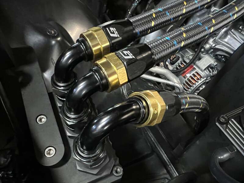 GReddy AN10 90 Degree Swivel Hose End - Black/Gold Anodized